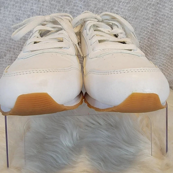 Womens White Reebok Classic‎ Run Sneakers Logo Cushioned Normcore Basic Size 10 - Picture 3 of 14